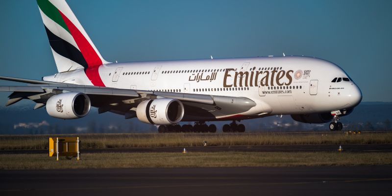 Da Olbia a Dubai senza scalo, pronti al decollo