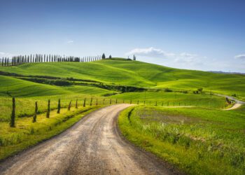 La Via Francigena, il cammino dove tutte le strade portano a Roma