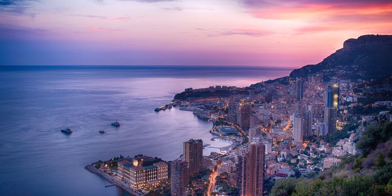 Montecarlo, lusso sfrenato e visita al Museo oceanografico