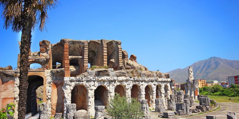 Il Colosseo non è solo ecco gli Anfiteatri romani più belli
